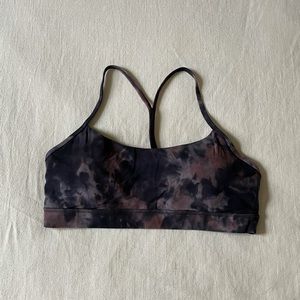 Lululemon Flow Y Bra Nulu *Light Support,
Diamond Dye Graphite Grey Pink Pastel